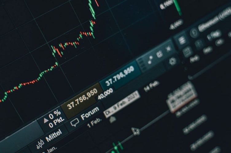 This article explains how AI and modern data analytics are reshaping how founders and investors discover, evaluate, and act on startup opportunities in 2026. It...