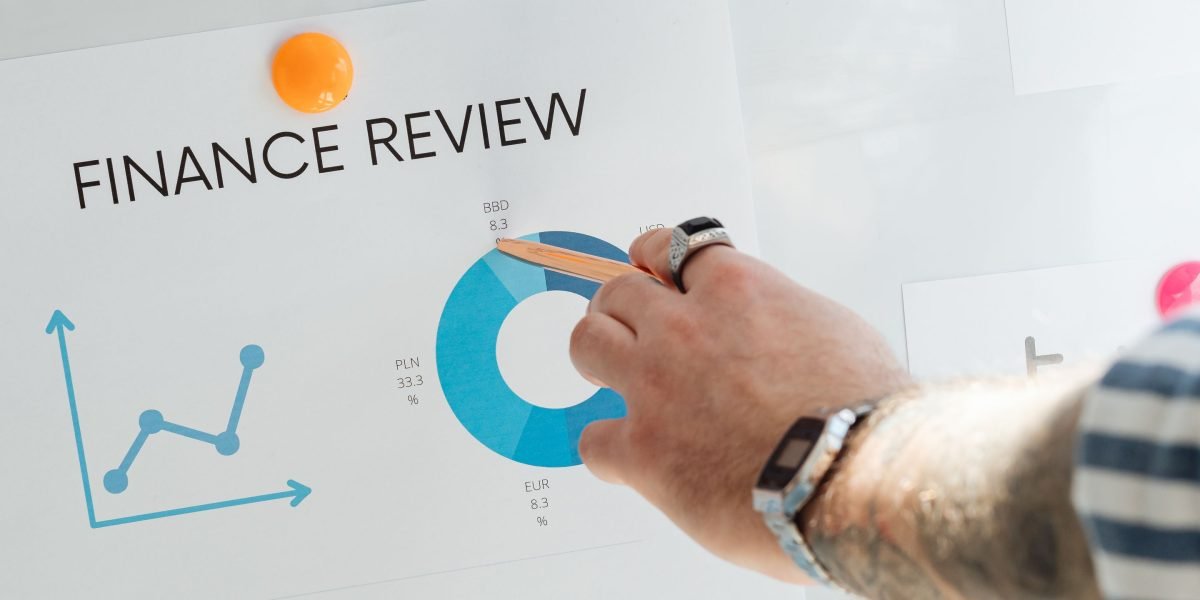This guide breaks down the fast-moving startup funding world of 2026 to help founders and investors cut through the noise. It explains the main investor types —...
