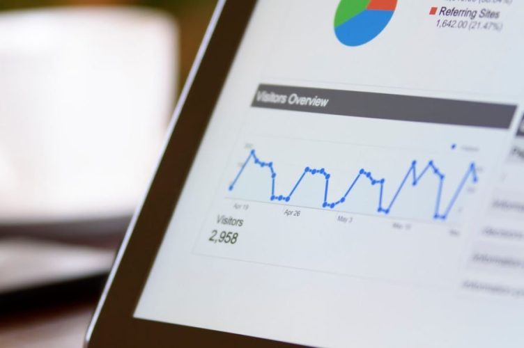 This article explains why data analysis software is essential for startups and investors who must turn overwhelming information into clear, actionable signals....