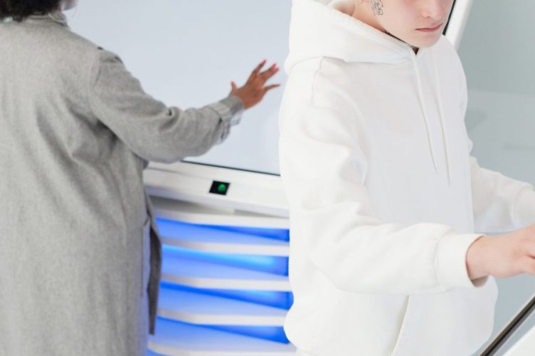 This article explains how the AI job market transformed in 2026, with demand for AI talent skyrocketing and companies like Shield AI seeking highly specialized...