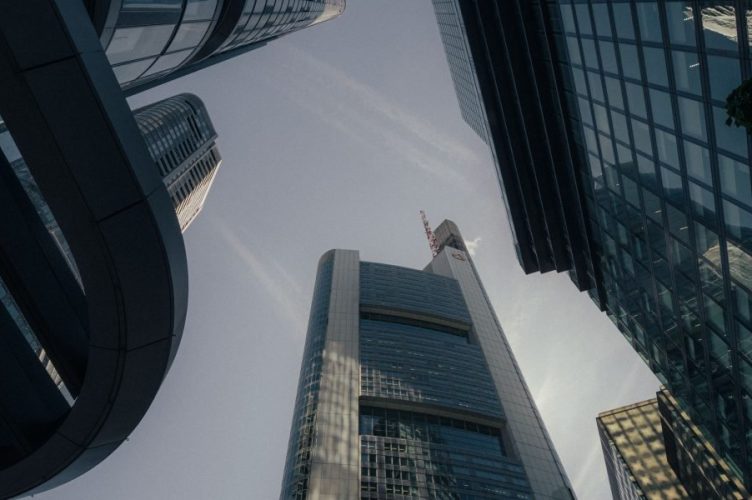This article explains why 'Tech City' thinking matters for founders, investors and corporates by unpacking how concentrated ecosystems—universities, accelerator...