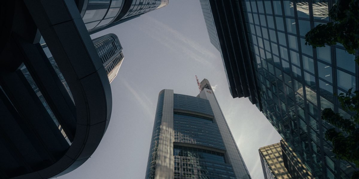 This article explains why 'Tech City' thinking matters for founders, investors and corporates by unpacking how concentrated ecosystems—universities, accelerator...